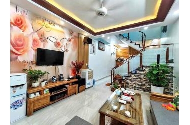 LIỀN KỀ XA LA GẦN SÂN TENNIS 75M 4T 8.4 TỶ